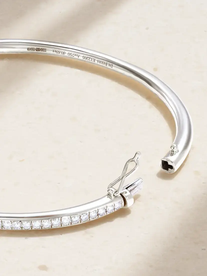 De Beers London Db Classic 18-karat White Gold Diamond Bangle | Thumbnail 3 De Beers London Db Classic 18-karat White Gold Diamond Bangle | Thumbnail 3