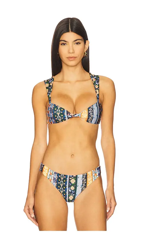 Agua Bendita Malory Bikini Top | Image 1 Agua Bendita Malory Bikini Top | Image 1