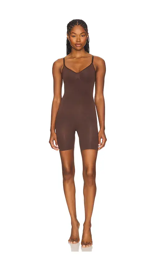 SKIMS Seamless Sculpt Mid Thigh Bodysuit | Image 1 SKIMS Seamless Sculpt Mid Thigh Bodysuit | Image 1