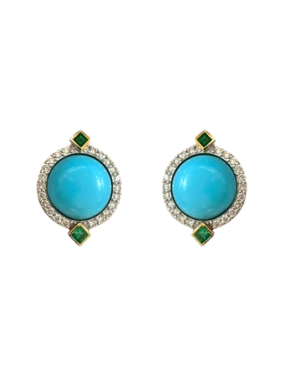18KT Arizona Turquoise Earring 4,98 ctsEmerald 0,184 cts Diamond 0,350 cts.