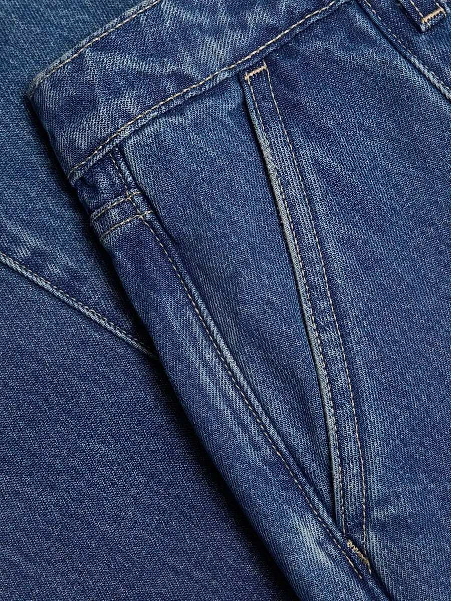 L'Agence Women's Zara Rodeo Barrel-Leg Jeans | Thumbnail 7 L'Agence Women's Zara Rodeo Barrel-Leg Jeans | Thumbnail 7