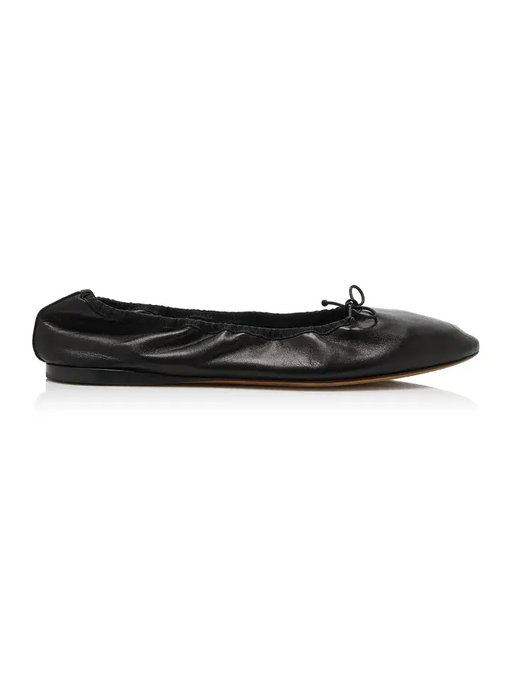 Round Ballet Flats