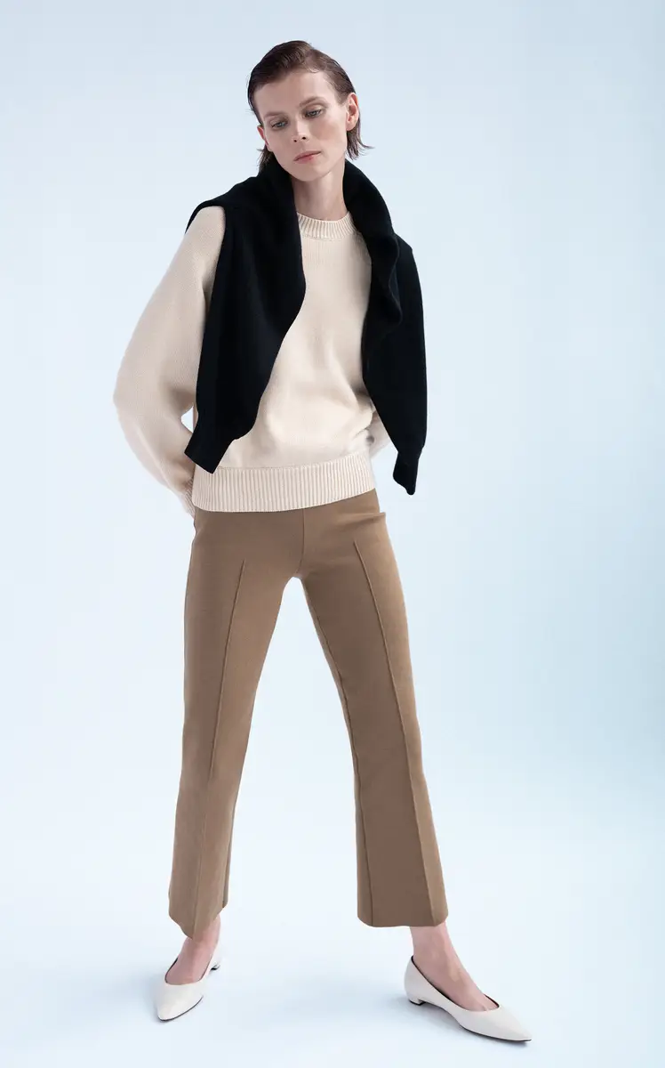 HIGH SPORT Exclusive Kick Stretch-Cotton Knit Cropped Flared Pants | Thumbnail 2 HIGH SPORT Exclusive Kick Stretch-Cotton Knit Cropped Flared Pants | Thumbnail 2