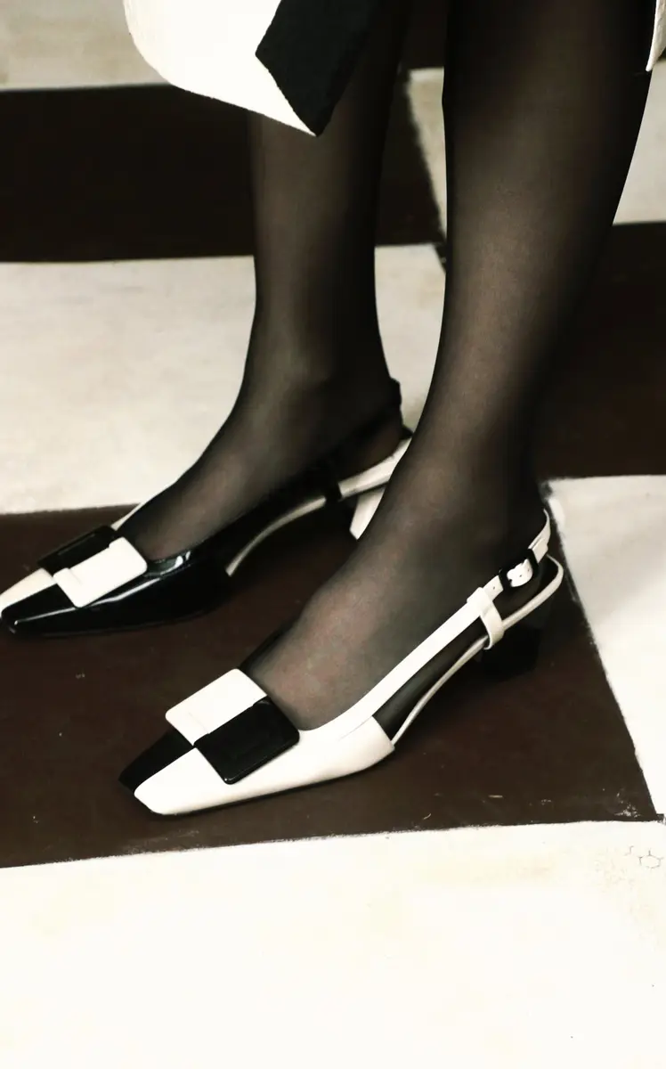 Roger Vivier Belle Vivier Patent Leather Slingback Pumps | Thumbnail 2 Roger Vivier Belle Vivier Patent Leather Slingback Pumps | Thumbnail 2