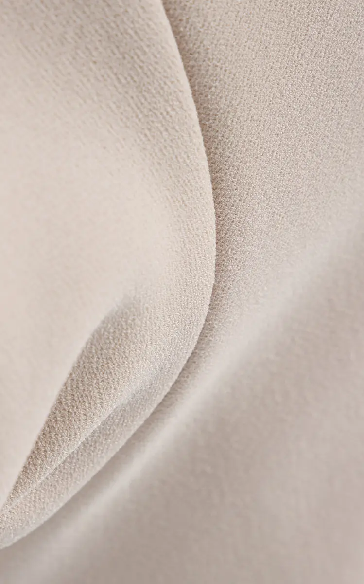 BIRROT Exclusive Lay3 Puff-Sleeve Bonded-Crepe Top | Thumbnail 5 BIRROT Exclusive Lay3 Puff-Sleeve Bonded-Crepe Top | Thumbnail 5