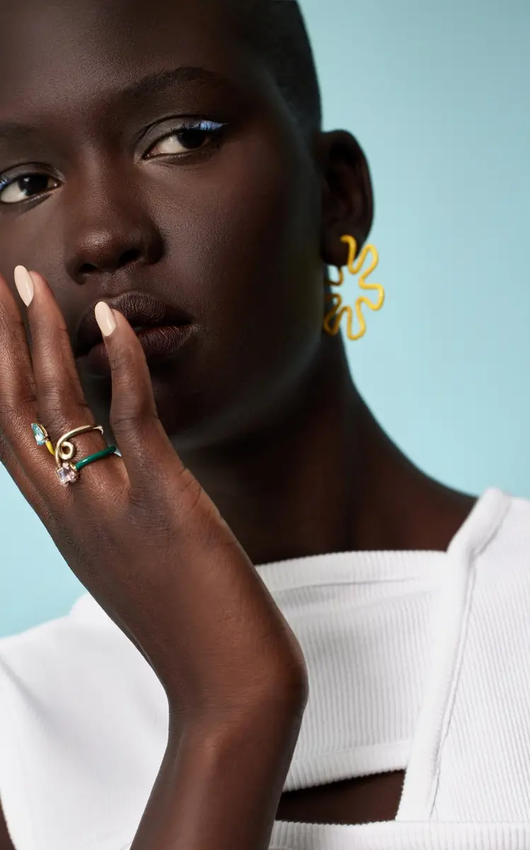 Bea Bongiasca B 9K Yellow Gold Enameled Earrings | Thumbnail 2