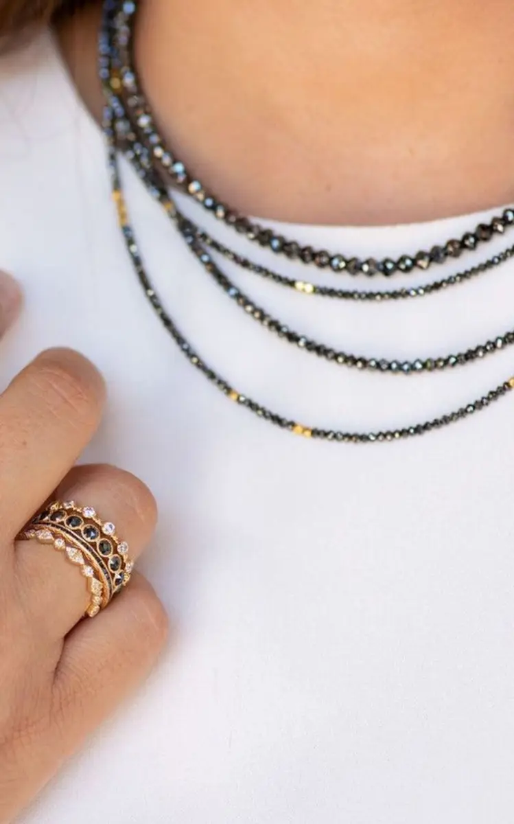 Sethi Couture Noir Medium Black Diamond Necklace | Thumbnail 2