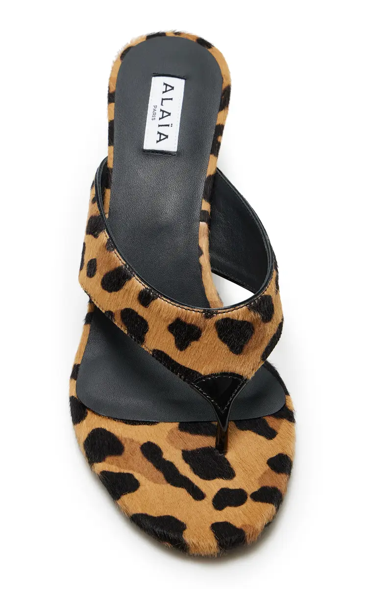 Alaïa Infradito Leopard-Print Pony Hair Thong Sandals | Thumbnail 2 Alaïa Infradito Leopard-Print Pony Hair Thong Sandals | Thumbnail 2