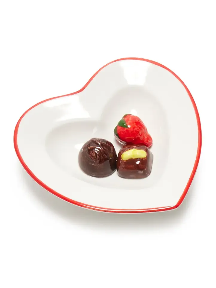 Moda Domus Trompe l’Oeil Ceramic Heart Dish