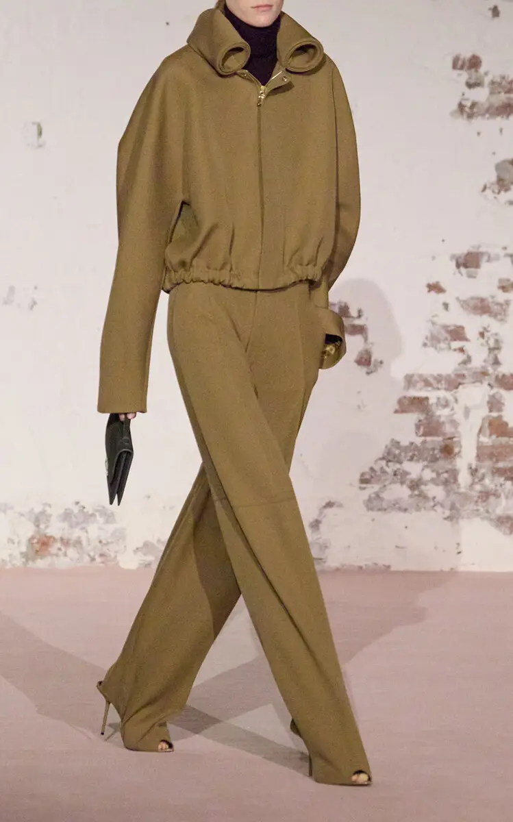 Victoria Beckham Virgin-Wool Barrel-Leg Pants | Thumbnail 2