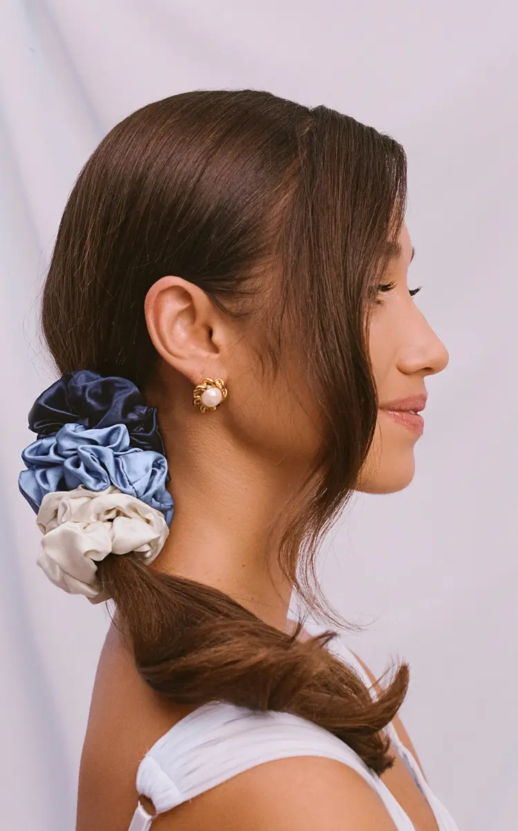 Slip Set-of-Three Large Silk Scrunchies | Thumbnail 4