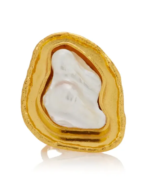 Baroque 22K Gold-Plated Pearl Ring Baroque 22K Gold-Plated Pearl Ring