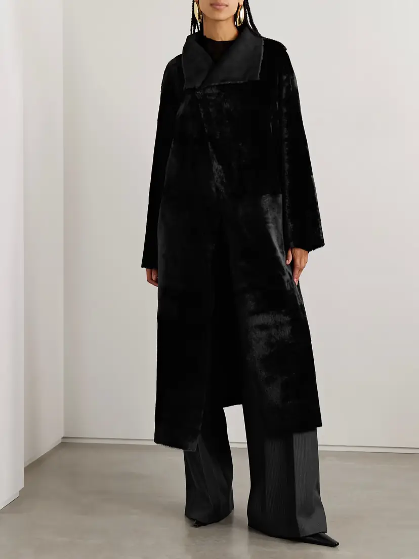 Nour Hammour Merinos Oversized Shearling Coat | Thumbnail 5 Nour Hammour Merinos Oversized Shearling Coat | Thumbnail 5