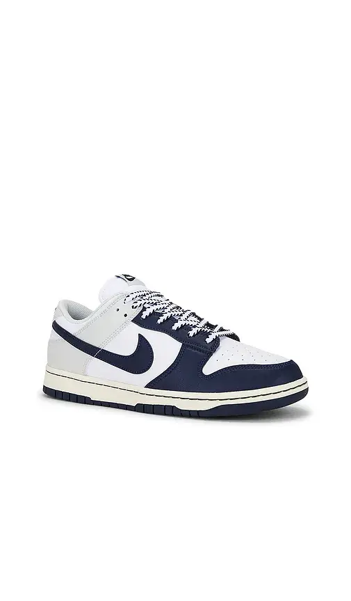 Nike Dunk Low Retro | Thumbnail 9