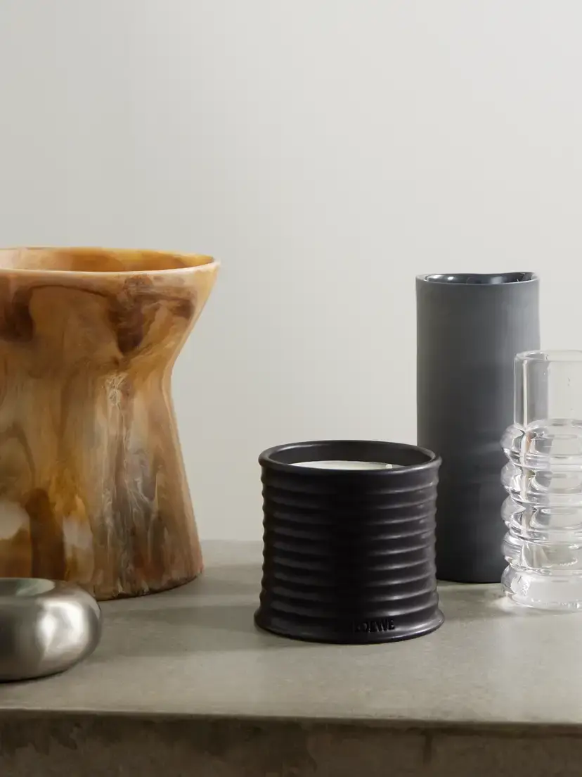 LOEWE PERFUMES Palo Santo Medium Scented Candle | Thumbnail 2 LOEWE PERFUMES Palo Santo Medium Scented Candle | Thumbnail 2