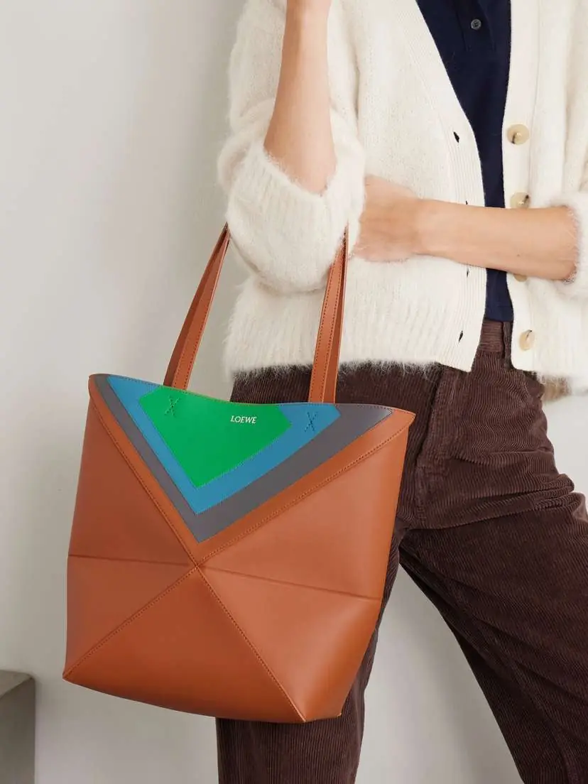 Loewe Puzzle Fold Convertible Medium Leather Tote | Thumbnail 2