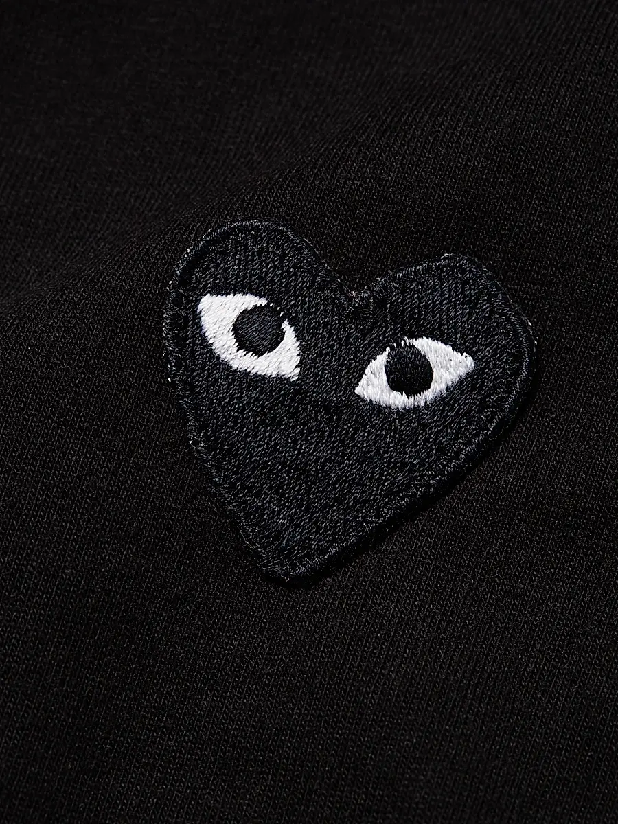 Comme des Garçons PLAY Men Graphic Heart Long-Sleeve Tee | Thumbnail 7