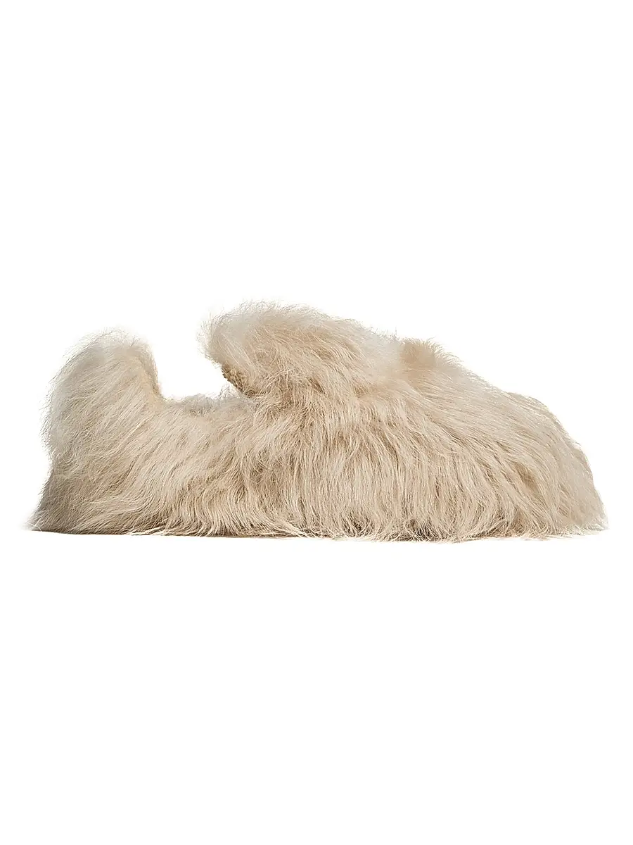 Moncler Women's Snug Flats in Shearling - Light Beige | Image 1 Moncler Women's Snug Flats in Shearling - Light Beige | Image 1