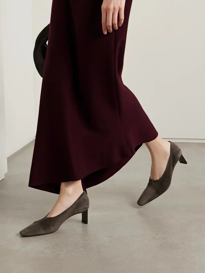 Khaite Cecilia Suede Pumps | Thumbnail 2