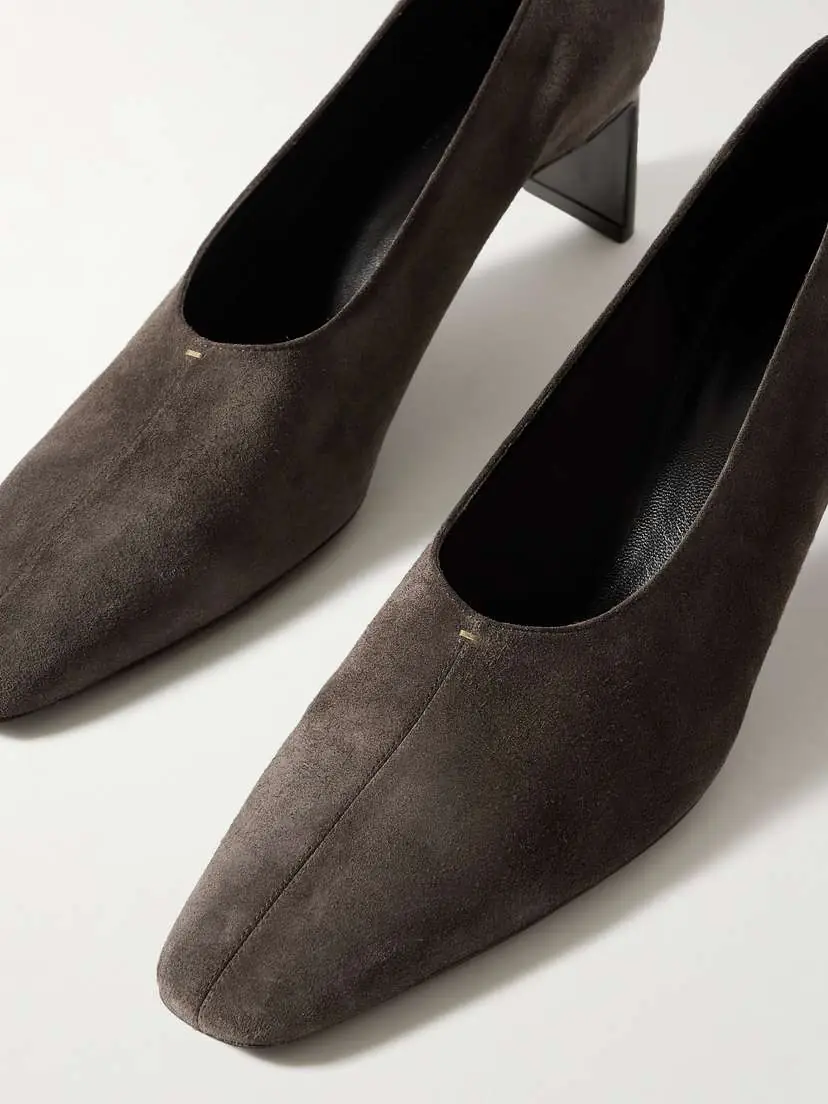 Khaite Cecilia Suede Pumps | Thumbnail 4