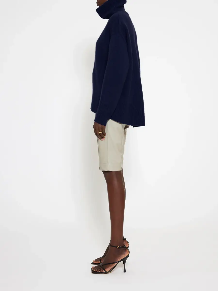Arch4 World's End Cashmere Turtleneck | Thumbnail 2 Arch4 World's End Cashmere Turtleneck | Thumbnail 2