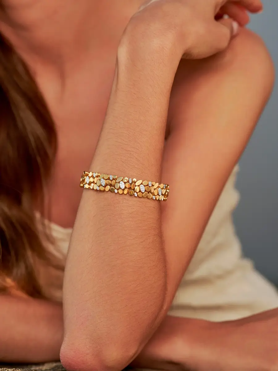 Luisa Rosas Yellow Gold Be Glow Bracelet #S | Thumbnail 2 Luisa Rosas Yellow Gold Be Glow Bracelet #S | Thumbnail 2