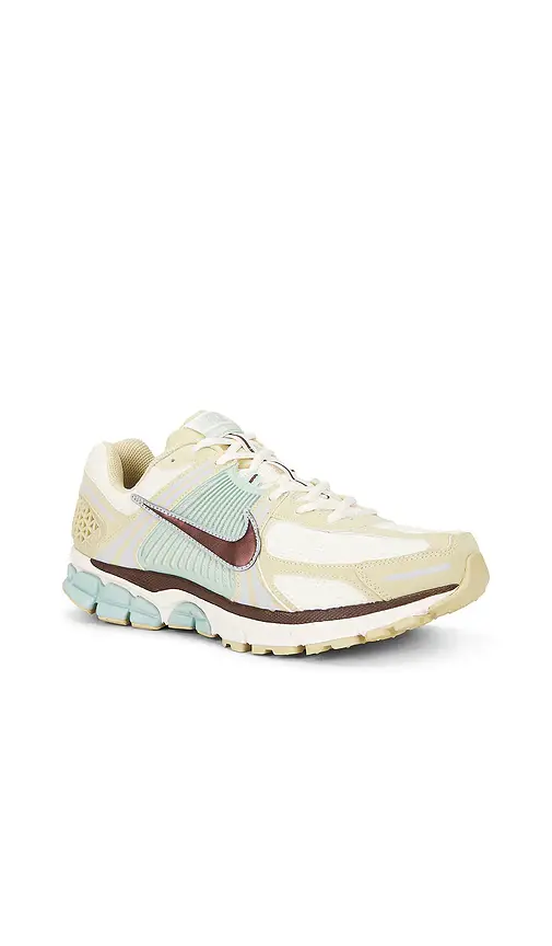 Nike Zoom Vomero 5 Se | Thumbnail 2