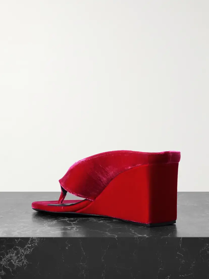 Alaïa Tong 75 Velvet Wedge Sandals | Thumbnail 3