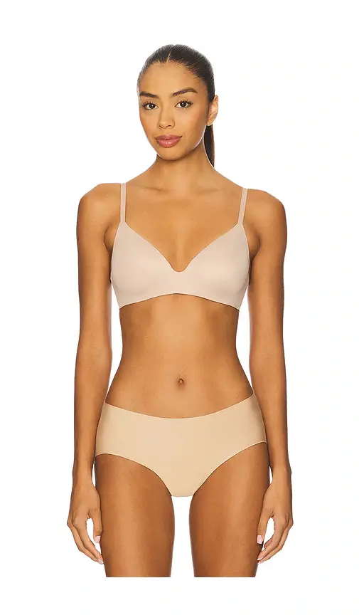 Calvin Klein Underwear Perfectly Fit Wirefree T-shirt Bra | Image 1 Calvin Klein Underwear Perfectly Fit Wirefree T-shirt Bra | Image 1