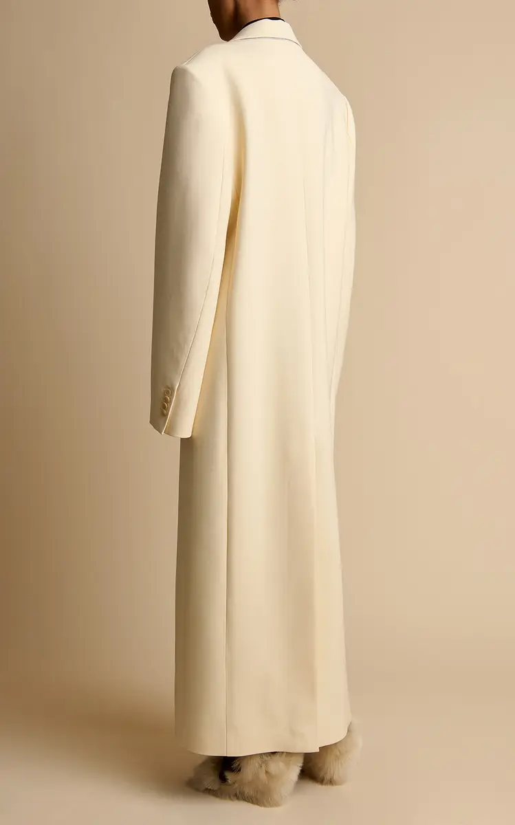 Khaite Barlow Double-Breasted Coat - White | Thumbnail 3