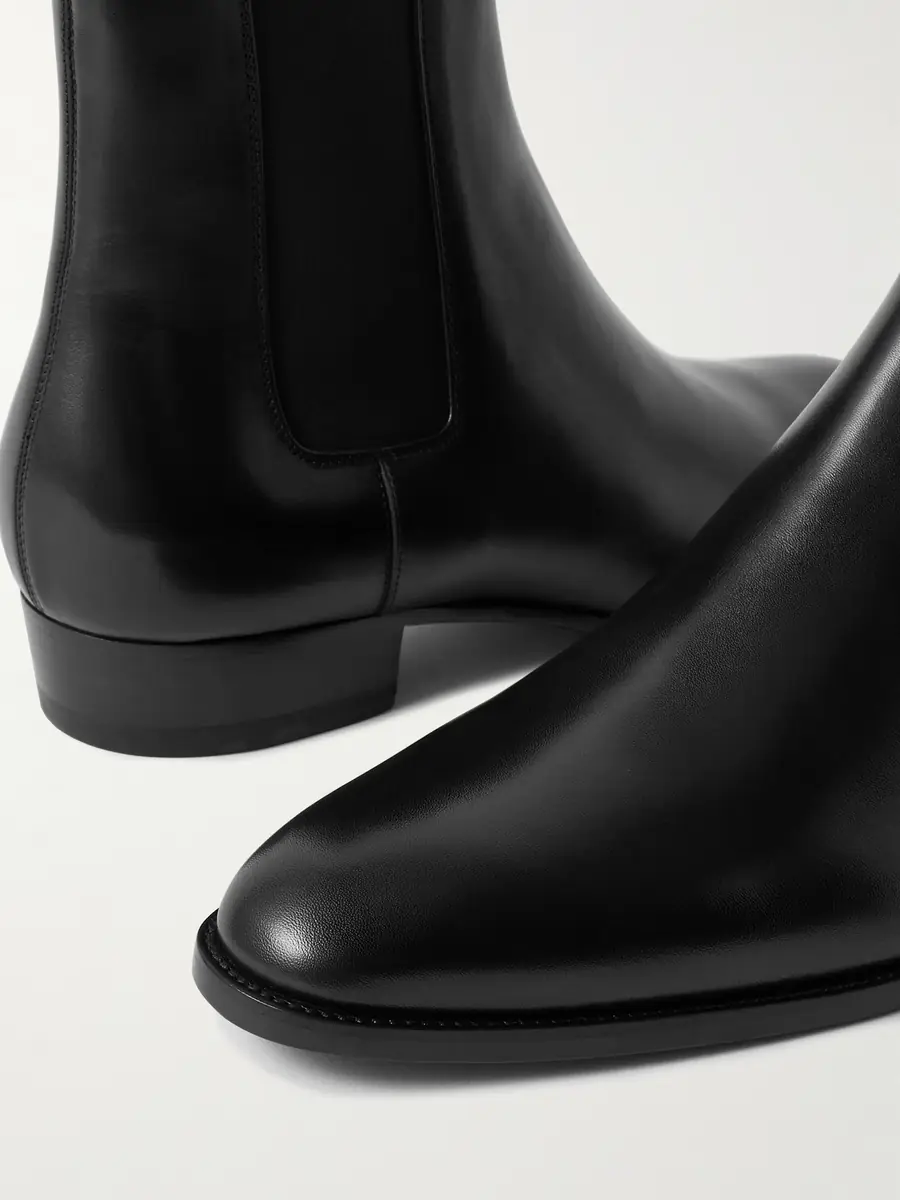 Saint Laurent Wyatt Leather Chelsea Boots - Men | Thumbnail 5 Saint Laurent Wyatt Leather Chelsea Boots - Men | Thumbnail 5