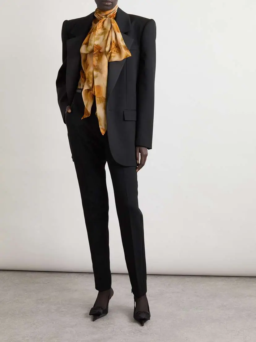 Saint Laurent Pussy-bow Floral-print Silk-mousseline Blouse | Thumbnail 2