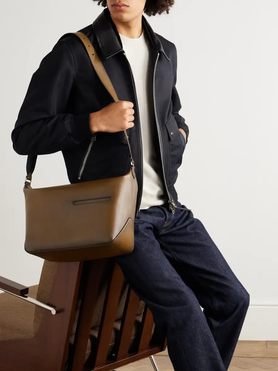 Berluti Toujours Soft Leather Messenger Bag - Men | Thumbnail 2 Berluti Toujours Soft Leather Messenger Bag - Men | Thumbnail 2