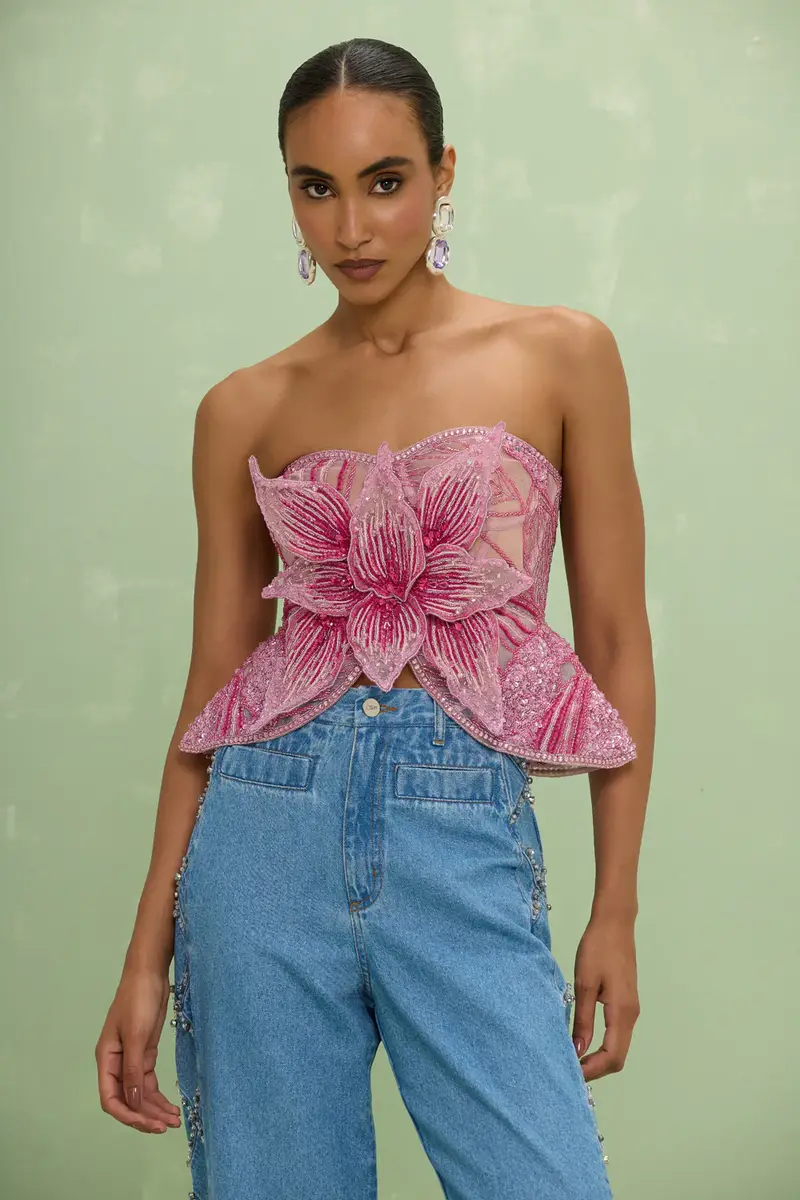 PatBo AMELIA EMBROIDERY TOP (RUNWAY) | Image 1 PatBo AMELIA EMBROIDERY TOP (RUNWAY) | Image 1