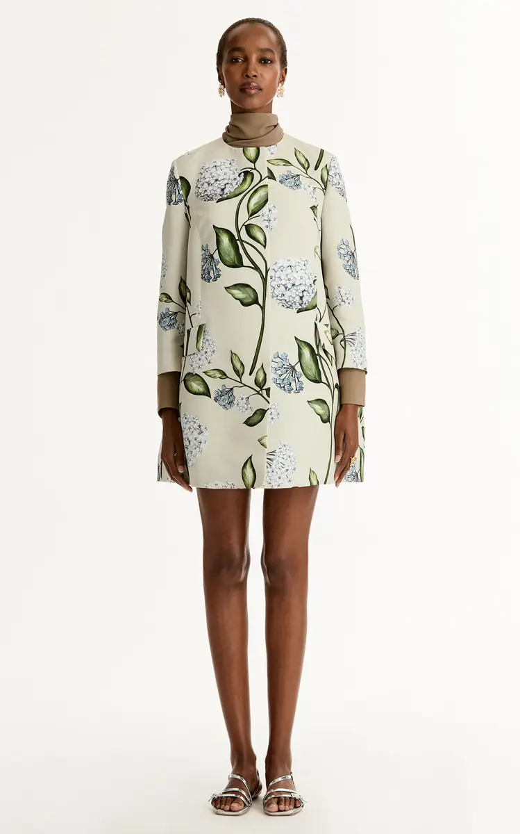 Oscar de la Renta Porcelain Flowers Short Faille Coat | Thumbnail 4 Oscar de la Renta Porcelain Flowers Short Faille Coat | Thumbnail 4