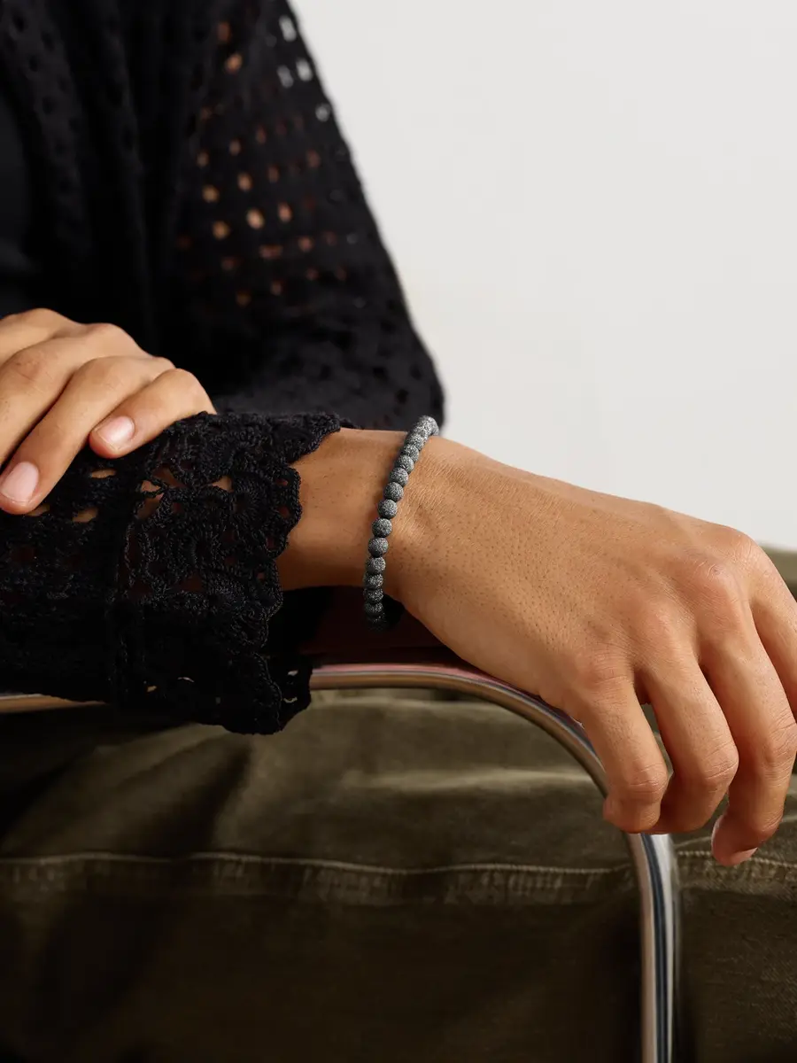 Carolina Bucci Florentine Finish 18-Karat Blackened Gold Beaded Bracelet - Men | Thumbnail 2