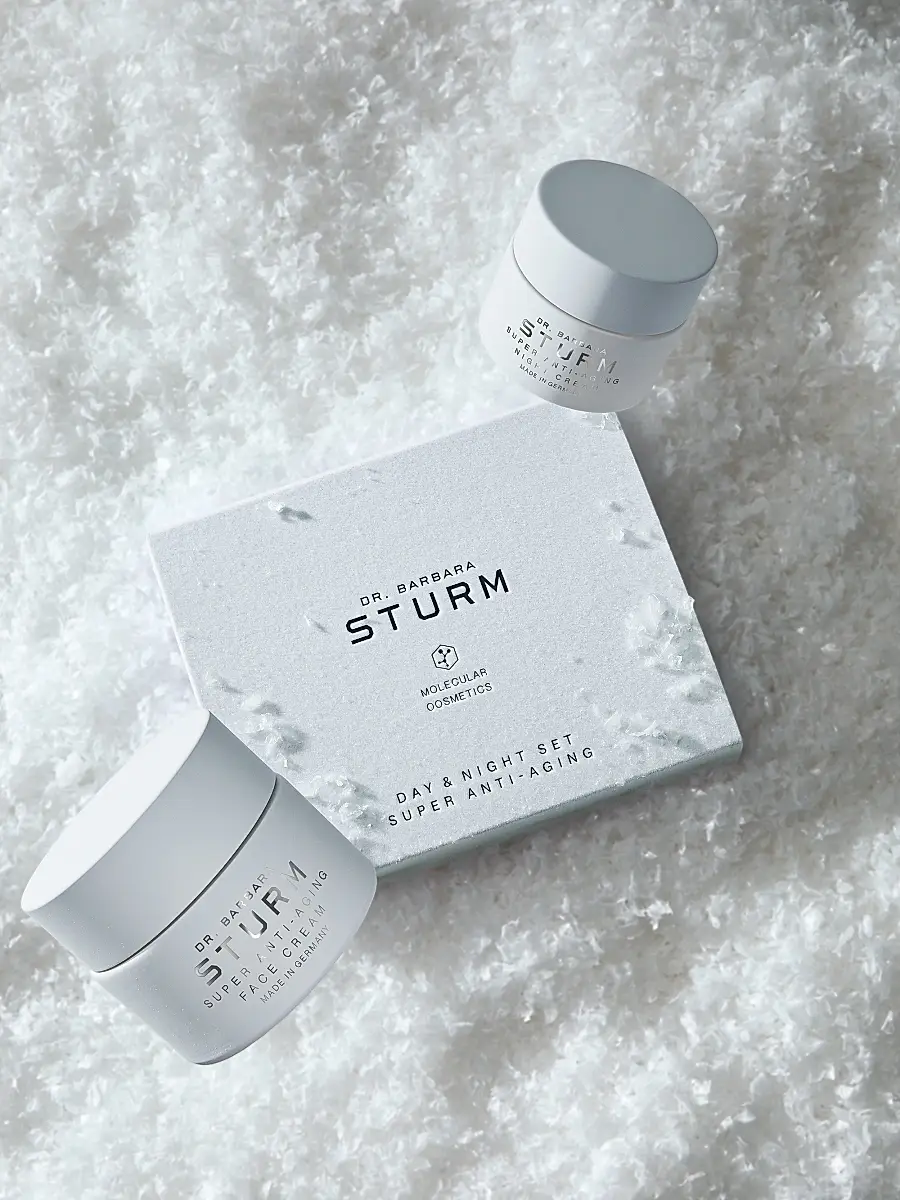 Dr. Barbara Sturm Super Anti-Aging Day & Night 2-Piece Gift Set | Thumbnail 5 Dr. Barbara Sturm Super Anti-Aging Day & Night 2-Piece Gift Set | Thumbnail 5