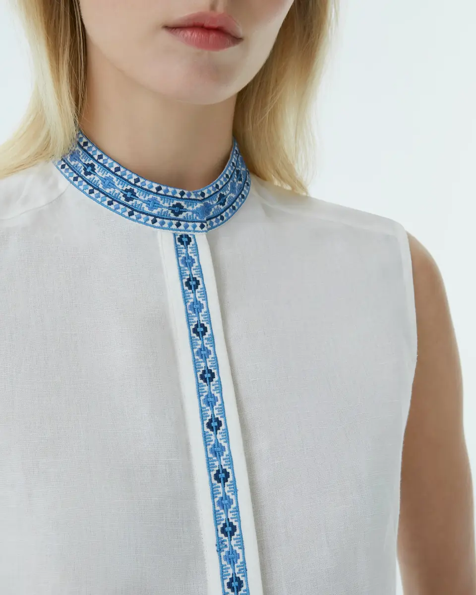 Emporio Sirenuse Andorra Top with Astragal Embroidery | Thumbnail 2