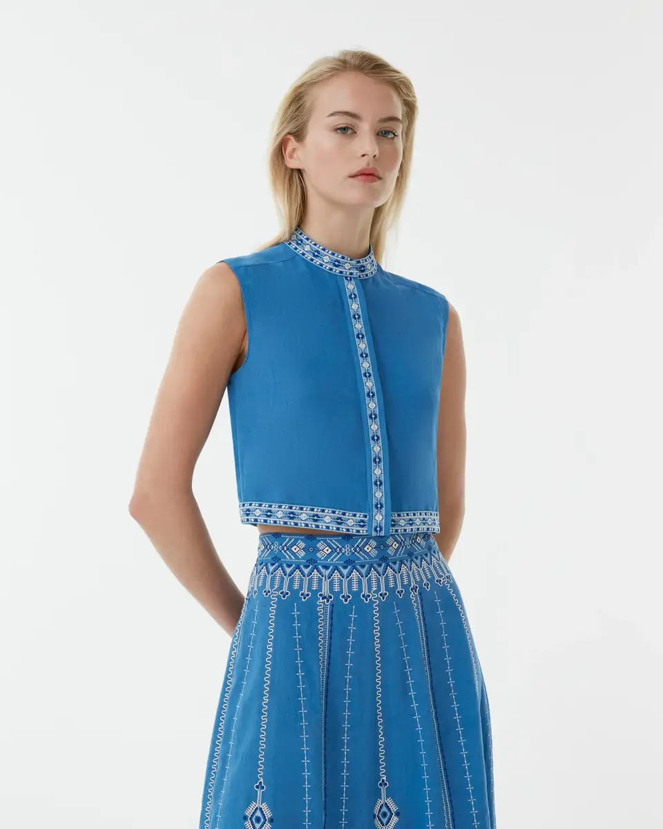 Emporio Sirenuse Andorra Top with Astragal Embroidery | Thumbnail 7