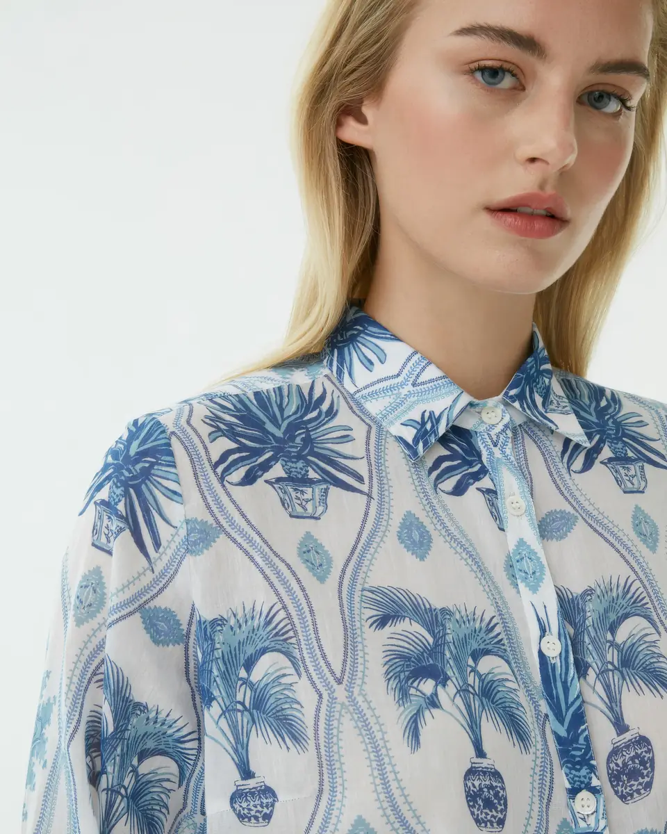 Emporio Sirenuse Odetta Shirt in Garden Mesh Print | Thumbnail 2