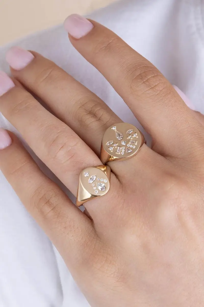 Zoë Chicco Diamond Mosaic Oval Signet Ring | Thumbnail 2 Zoë Chicco Diamond Mosaic Oval Signet Ring | Thumbnail 2