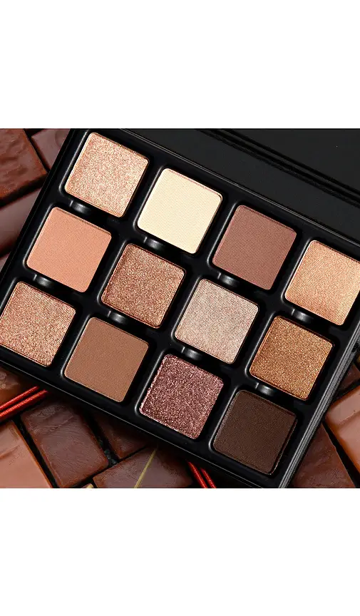 Viseart Praline Etendu Palette | Thumbnail 2 Viseart Praline Etendu Palette | Thumbnail 2