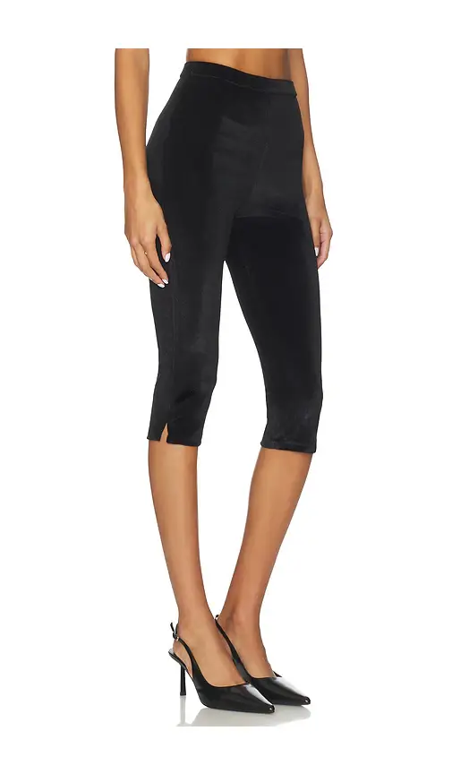 AZEEZA Shreya Velvet Capri | Thumbnail 2 AZEEZA Shreya Velvet Capri | Thumbnail 2