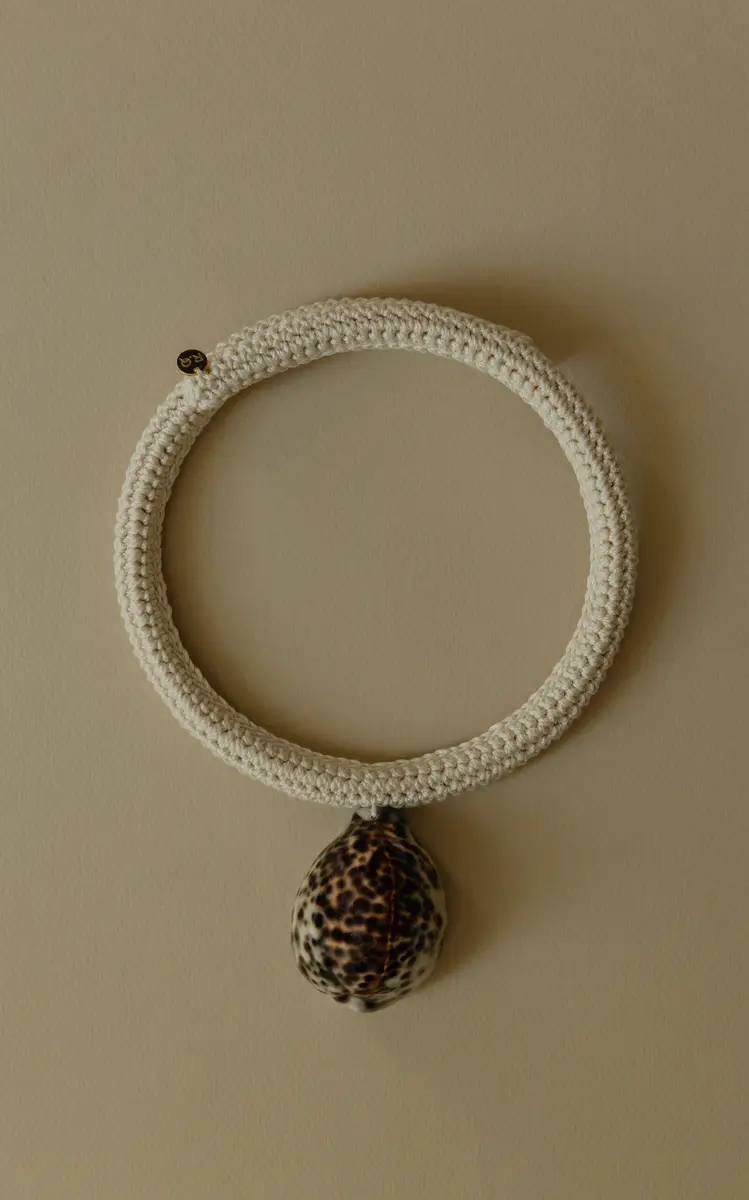 RENATA.Q Tigri Seashell Necklace | Thumbnail 4 RENATA.Q Tigri Seashell Necklace | Thumbnail 4