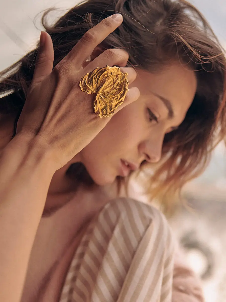 ALMA Anthurium Ring | Thumbnail 2
