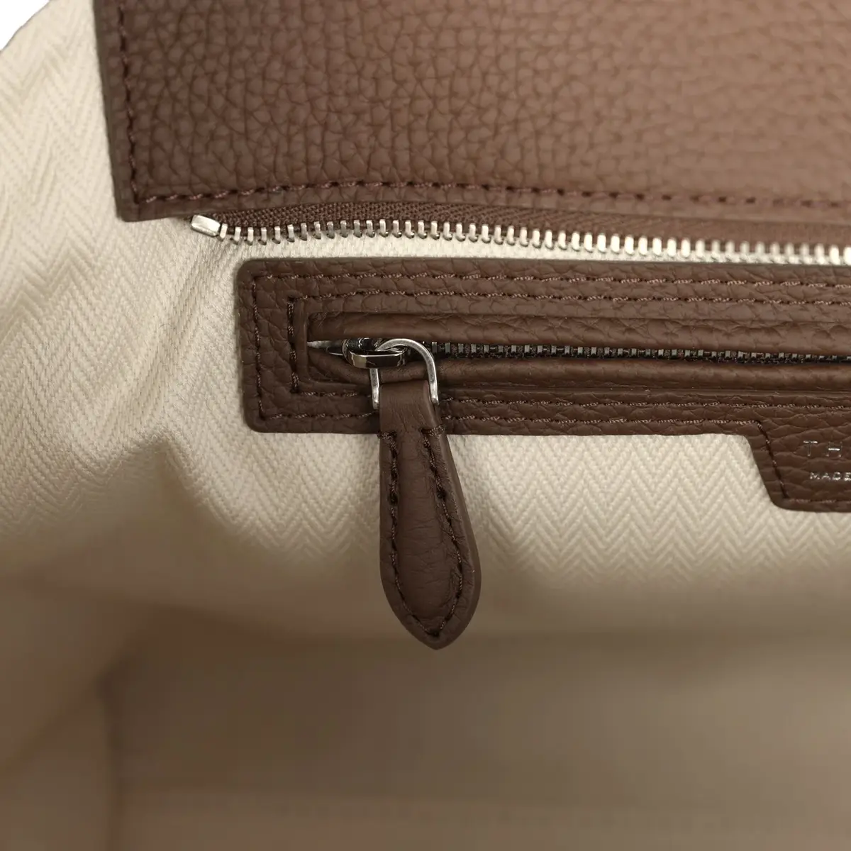 The Row The Row Marlo 12 Tote Bag Dark Olive Calfskin Silver Hardware | Thumbnail 11 The Row The Row Marlo 12 Tote Bag Dark Olive Calfskin Silver Hardware | Thumbnail 11