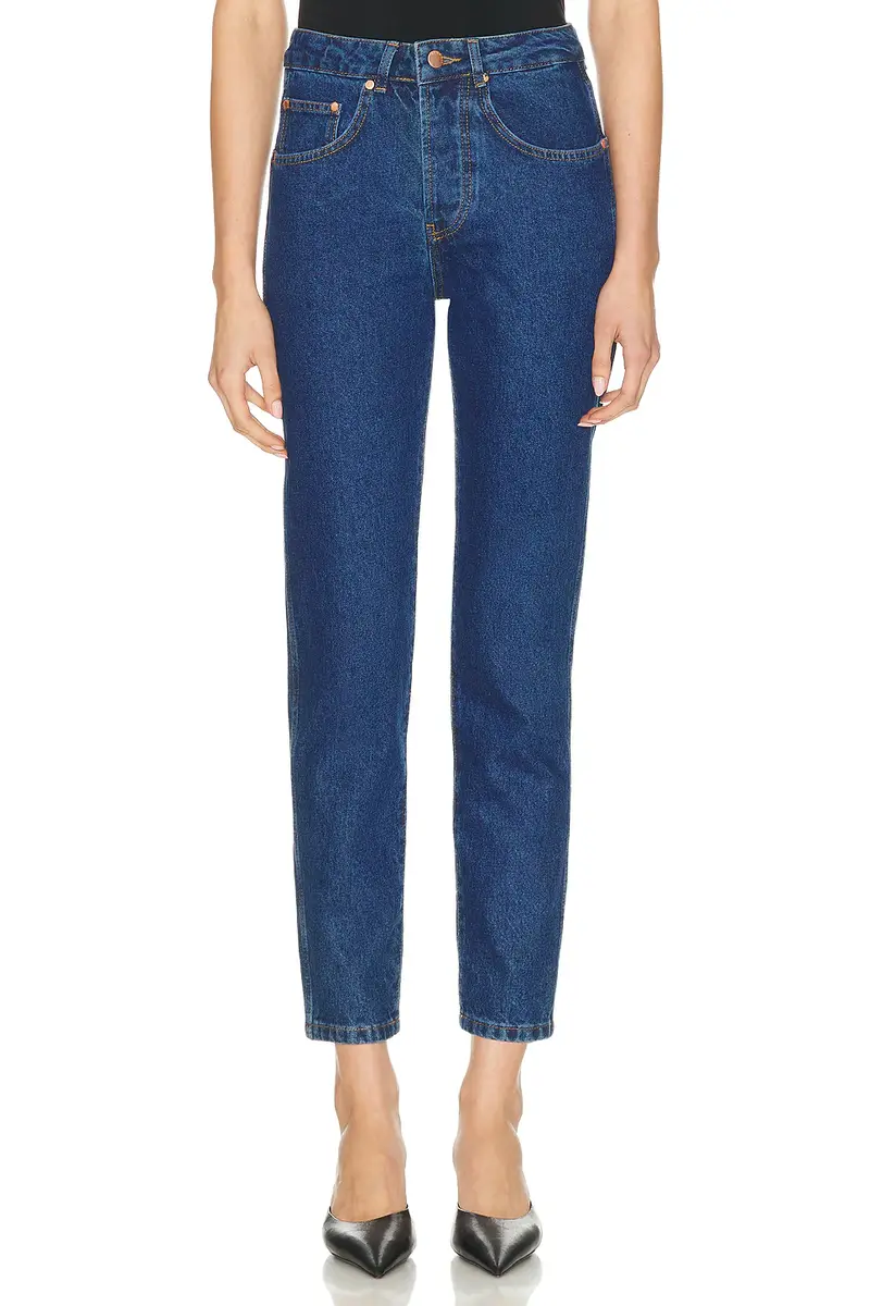 RENGGLI Slim Leg | Image 1 RENGGLI Slim Leg | Image 1