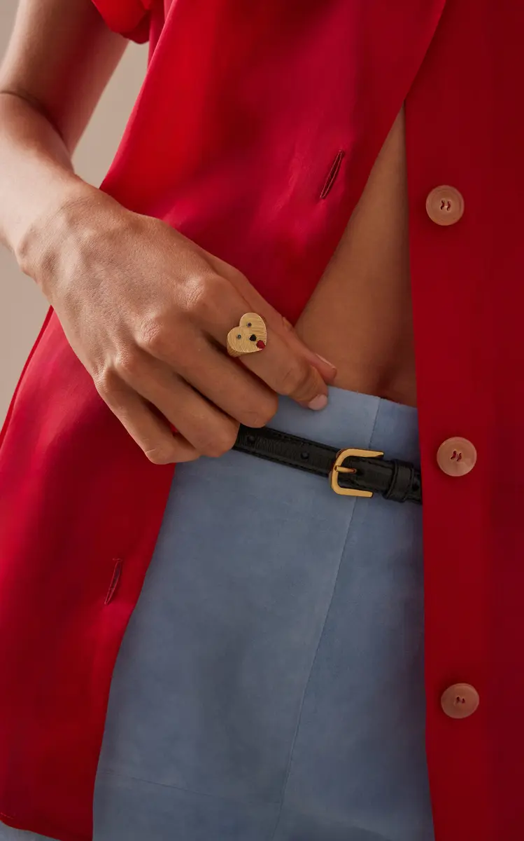 Yvonne Léon 9k Gold Black Diamond And Coral Signet Ring | Thumbnail 2 Yvonne Léon 9k Gold Black Diamond And Coral Signet Ring | Thumbnail 2