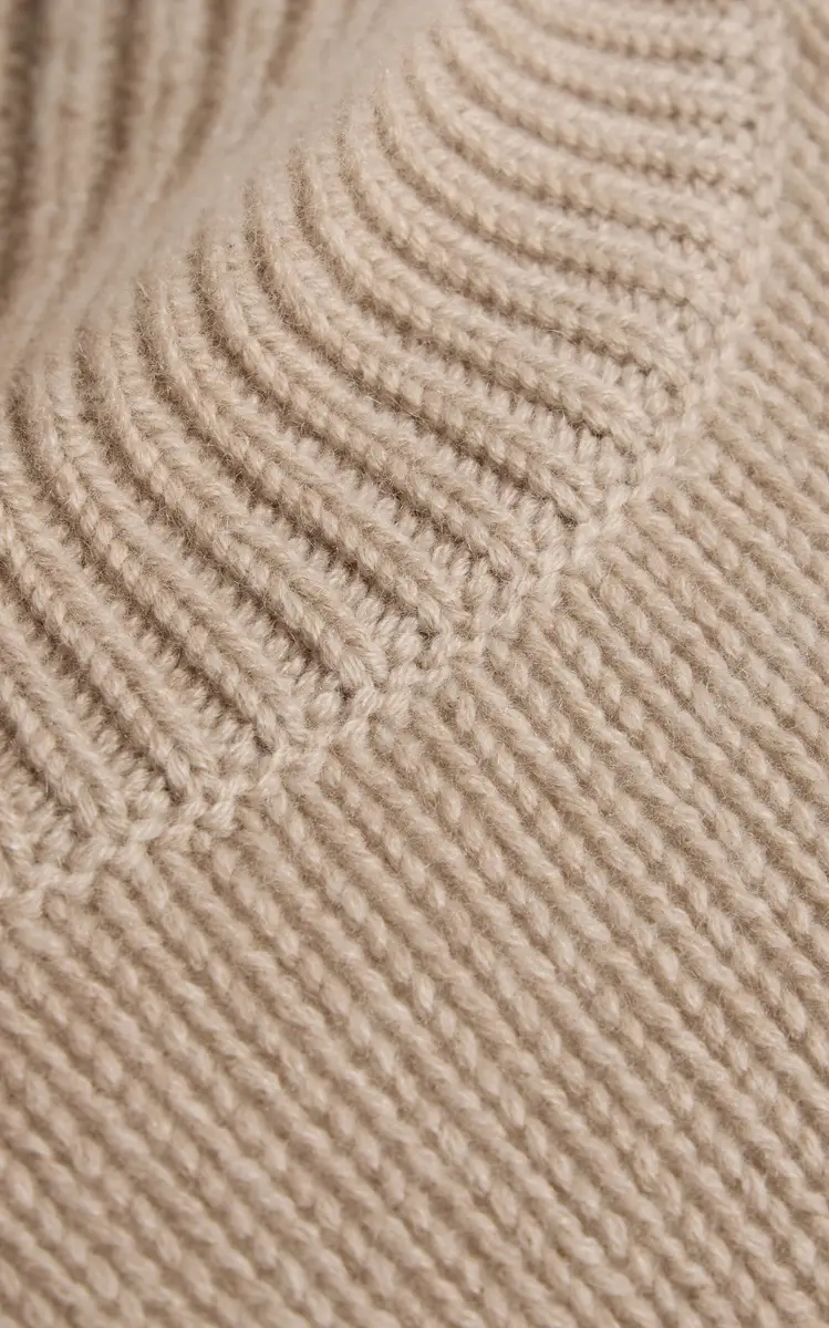 Lisa Yang Fleur Cashmere Sweater | Thumbnail 5 Lisa Yang Fleur Cashmere Sweater | Thumbnail 5