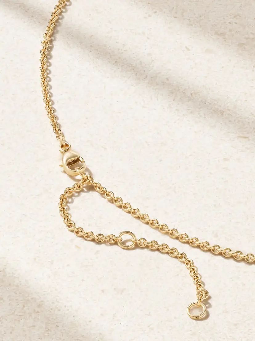 De Beers London Talisman Medal Large 18-karat Gold Diamond Necklace | Thumbnail 3 De Beers London Talisman Medal Large 18-karat Gold Diamond Necklace | Thumbnail 3